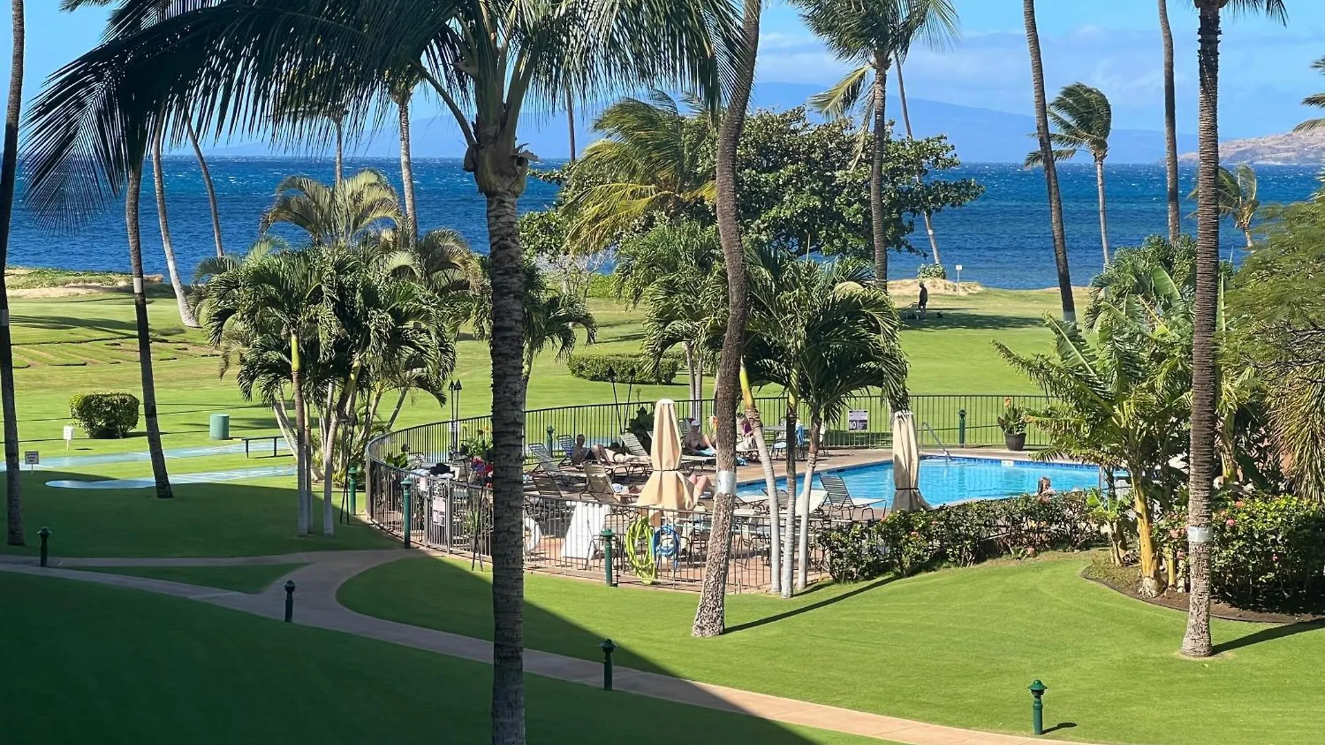 Maui Sunset B310 contacts